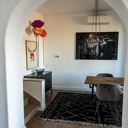 Beautiful W/ Ac - Close To Exhibition & Beach בית נופש