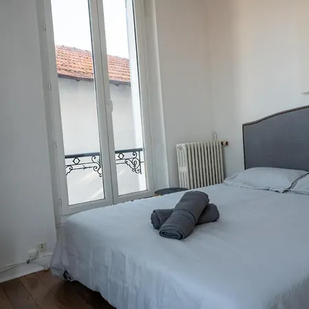 Beautiful W/ Ac - Close To Exhibition & Beach *